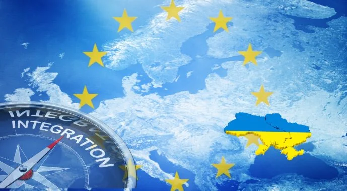 Компас Integration вказує на інтеграцію України в ЄС на карті Європи