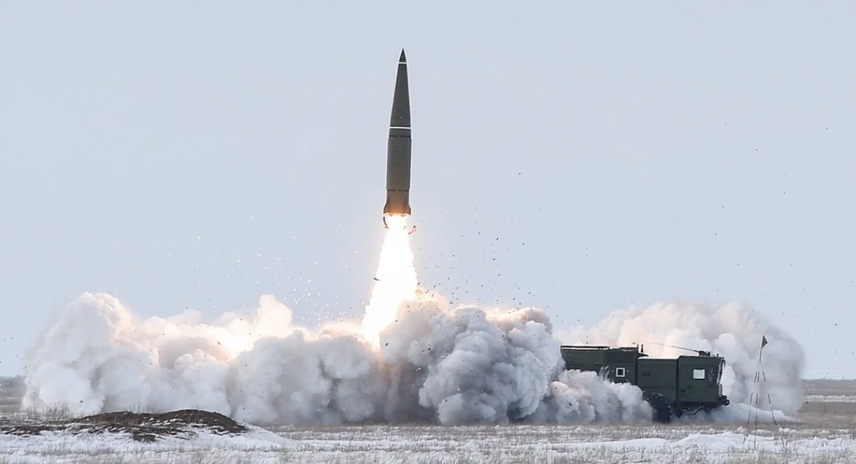 Запуск російської балістичної ракети з мобільної установки на тлі санкцій