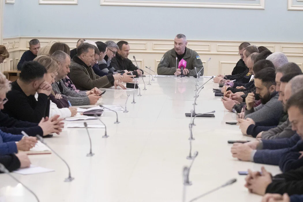 Засідання РНБО щодо стійкості Києва за участю мерів та посадовців