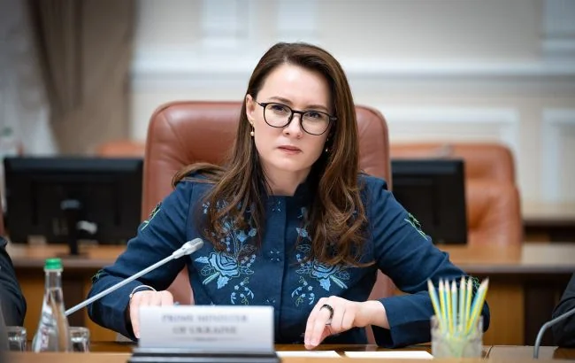 Голова комітету Олена Шуляк на засіданні щодо подання на новий Кабмін