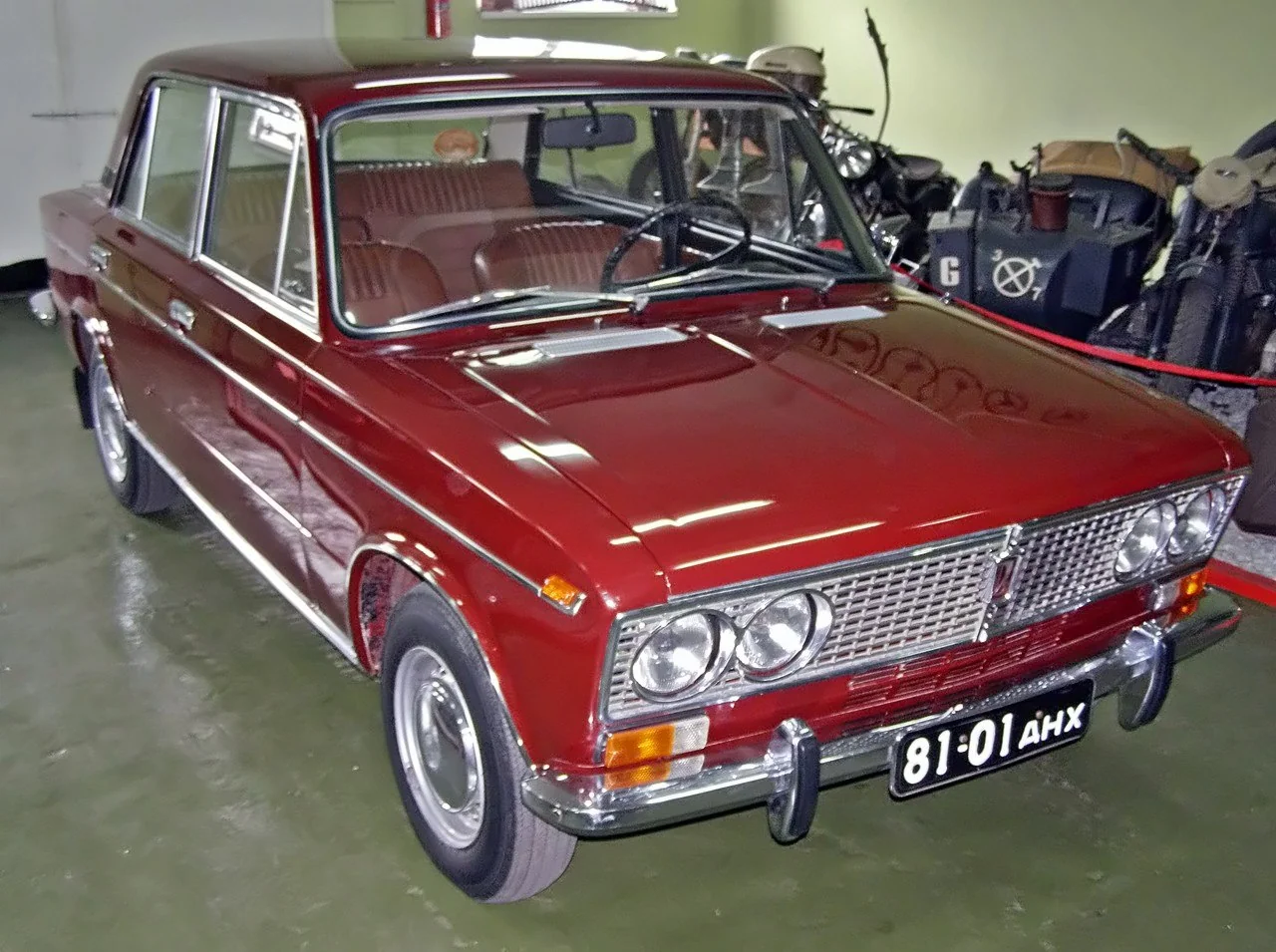 Ралійна Лада 2105 VFTS 1980 року австрійської команди Руді Стола