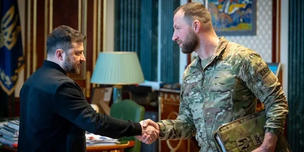 Зеленский назначил Хмару и.о. министра обороны Зеленский поздравляет Хмару с назначением и.о. министра обороны